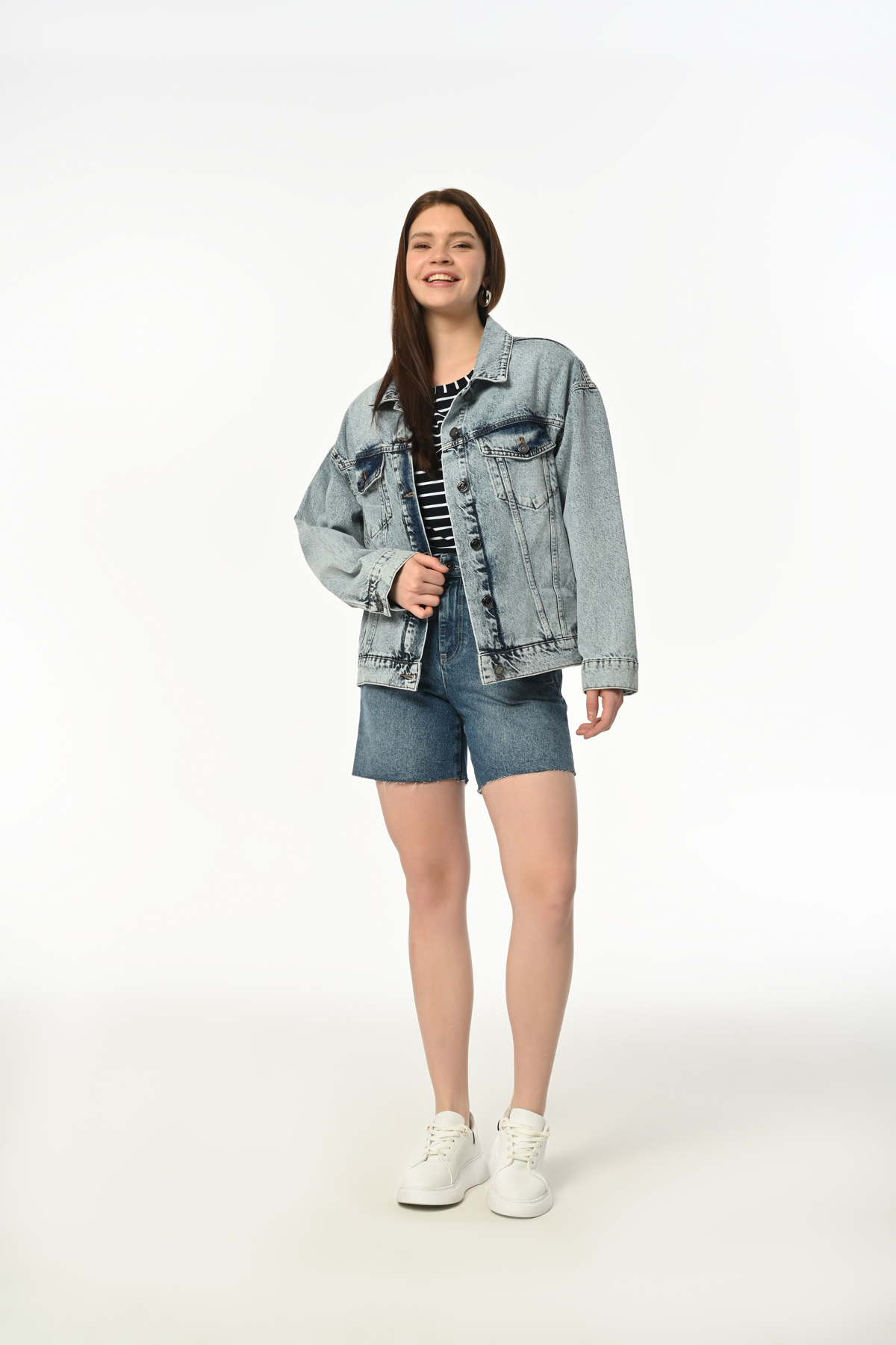 Klasik D266 Günlük Kadın Jean Rigit Young Önden Cep Denim Ceket